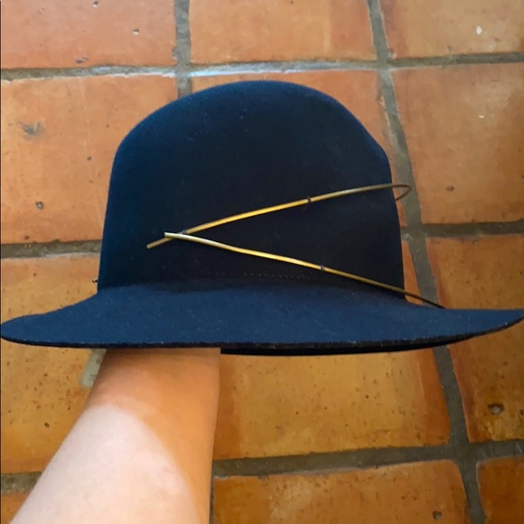 Janessa Leone George Hat - Picture 6 of 7